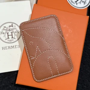 Hermes Elephant MagSafe Card Holder Brown