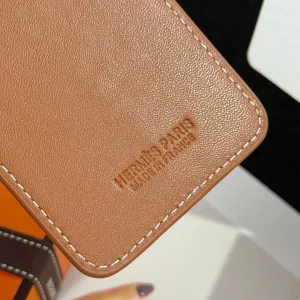 Hermes Walrus MagSafe Card Holder Brown