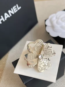 Chanel Pearl Gold Metal Flower Rings