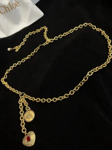(image for) Chloe Gold Heart Chain Belt