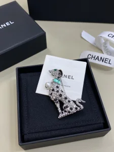 (image for) Chanel Crystal CC Dog Pearls Brooch