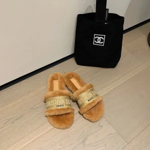 Dior Dway Slide Sandal Fur 