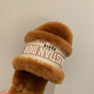 Luxury Womens Shoes Dior Dway Slide Sandal with Fur 35 To 42 A136PP360 AA138886