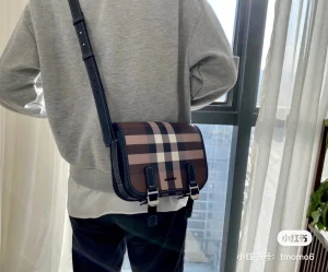 Luxury Mens Handbags Burberry Check E Canvas Messenger Bag 22x1x7CM A197PP450 AA145635