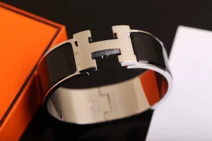 Luxury Womens Jewelry Hermes Clic Clac H Wide Bracelet Black A205PP240 AA146901