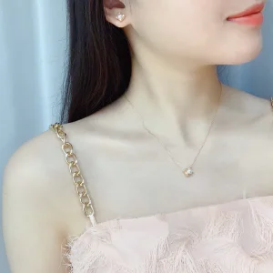 Luxury Womens Jewelry Cartier C De Cartier Akoya Pearl Earrings A205PP260 AA146879