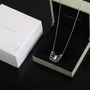 Luxury Womens Jewelry Van Cleef Arpels Butterfly Pendant Necklace A205PP280 AA146882