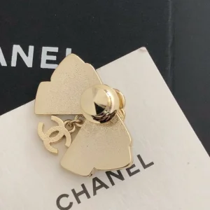 Luxury Womens Jewelry Chanel Bowknot Camellia CC Brooch A39PP130 AA146984