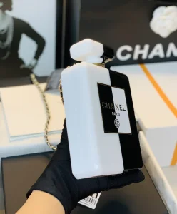 Luxury Womens Handbags Chanel No5 Perfume Bottle Clutch 16x13x5CM A118PP1500 AA147222