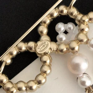 Luxury Womens Jewelry Chanel Coco Pearls Brooch A39PP140 AA147272