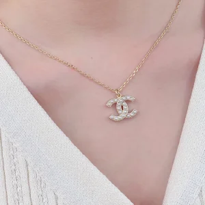 Luxury Womens Jewelry Chanel Pearls CC Logo Pendant Necklace A152PP120 AA148862