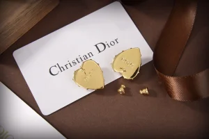 Luxury Womens Jewelry Dior CD Signature Heart Earrings A152PP120 AA148867