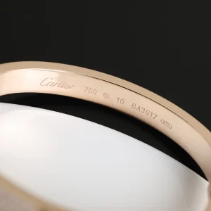 Luxury Womens Jewelry Cartier Vip Diamonds Love Bracelet in Gold A205PP680 AA150074