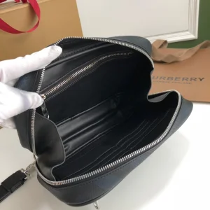 Luxury Mens Handbags Burberry Mens Pouch Clutch Bag 22x5x15CM A197PP480 AA150788