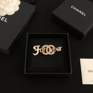 Luxury Womens Jewelry Chanel Crystal CC Gold Forever Brooch A39PP148 AA150912