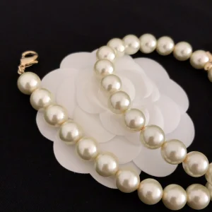 Luxury Womens Jewelry Chanel Pearls NO5 Pendant Necklace A39PP200 AA151437