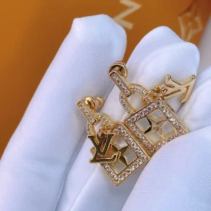 Luxury Womens Jewelry Louis Vuitton Gold Crystal LV Lock Earring A152PP120 AA154301
