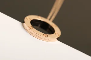 Luxury Womens Jewelry Cartier Love Circle Charm Necklace A205PP280 AA154473