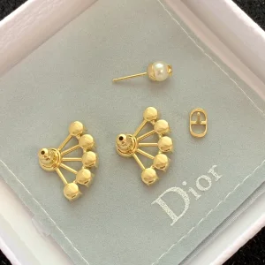 Luxury Womens Jewelry Dior Petit CD Earrings with Pearl and Star A205PP140 AA154502