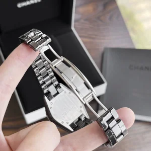 Luxury Womens Watches Chanel J12 Black Dial Ladies Watch 33MM A184PP2180 AA157635