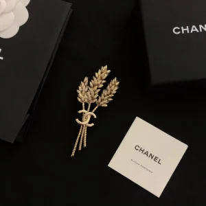 Luxury Womens Jewelry Chanel Brooch Chanel Gold Wheat CC Brooch A39PP140 AA159876