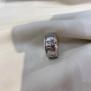 Luxury Womens Jewelry Gucci Ring Gucci Thin Silver Feline Head Ring A152PP240 AA160613