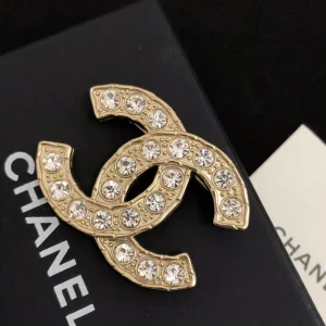 Luxury Womens Jewelry Chanel Brooch Chanel Crystals CC Brooch A39PP125 AA161570