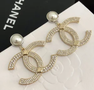 Luxury Womens Jewelry Chanel Earring Chanel Large Crystal CC Earring A39PP180 AA161577