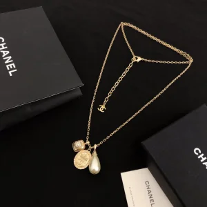 Chanel Necklace Chanel Set Pendant Necklace 