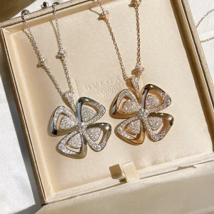 Bvlgari Bulgari Fiorever Pedant Necklace 