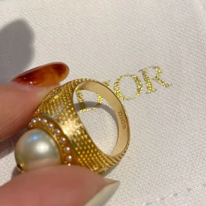 Luxury Womens Jewelry Dior Earring Dior Dream Ring in Gold A152PP100 AA167586