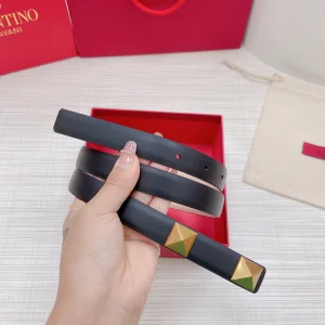 Luxury Womens Belts Valentino Roman Stud Leather Belt in Black 20MM A191PP240 AA168207