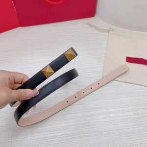 Luxury Womens Belts Valentino Roman Stud Leather Belt in Black 20MM A191PP240 AA168207
