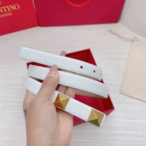 Luxury Womens Belts Valentino Roman Stud Leather Belt in White 20MM A191PP240 AA168212