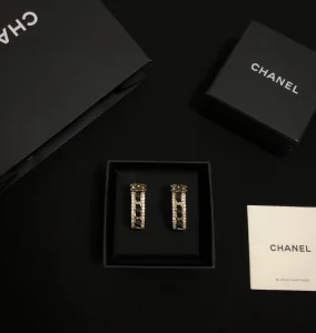 Luxury Womens Jewelry Chanel Earring Chanel CC Open Cut Earrings A39PP130 AA170623