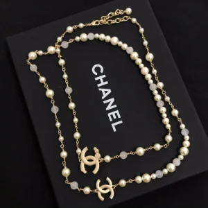 Luxury Womens Jewelry Chanel Necklace Chanel Pearls CC Long Necklace A39PP280 AA170626