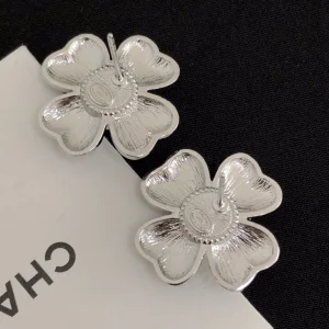Luxury Womens Jewelry Chanel Earring Chanel Black Flower Earrings A39PP130 AA171539