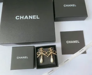 Replica Womens Jewelry Chanel Gold CC Bownot Pearl Earrings A152PP110 AA178400