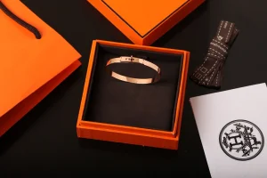 Replica Womens Jewelry Hermes Small Kelly Bracelet in Rose Gold A205PP420 AA178429