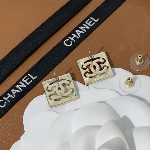 Replica Womens Jewelry Chanel Crystal CC Gold Sequare Earrings A205PP150 AA178951