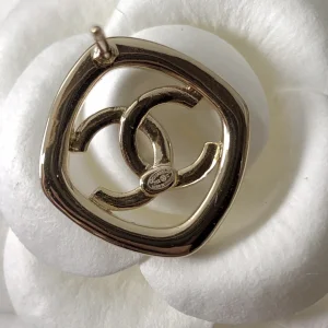 Replica Womens Jewelry Chanel Oval Pink CC Logo Earrings A39PP110 AA179569