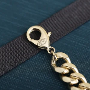 Replica Womens Jewelry Chanel CC Logo Chain Necklace Gold A205PP280 AA180604