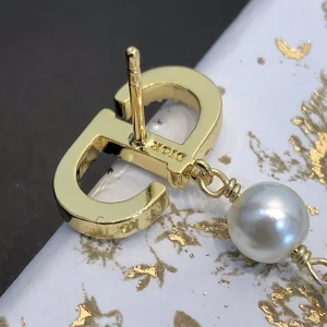 Replica Womens Jewelry Dior Petit CD Crystals CD Pearls Earrings A39PP110 AA180528