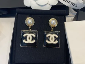 Replica Womens Jewelry Chanel CC Logo Black Earrings A39PP180 AA187810