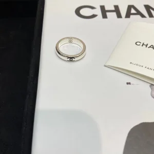 Replica Womens Jewelry Chanel CC Logo Silver Rings A152PP180 AA190129