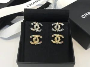 Essenceofluxury Womens Jewelry Chanel CC Logo Earrings A39PP180 AA194234