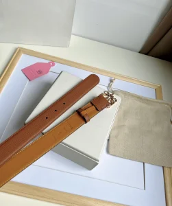 Essenceofluxury Womens Belts Loewe Anagram Leather Belt in Brown 32MM A175PP240 AA196051