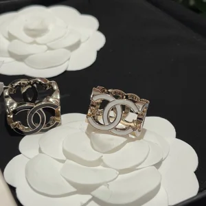 Essenceofluxury Womens Jewelry Chanel Multi CC Logo Rings A152PP180 AA196528