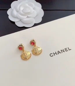 Essenceofluxury Womens Jewelry Chanel Crystal CC Gold Shell Earrings A152PP180 AA199538