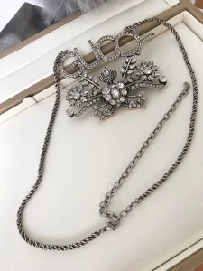 Essenceofluxury Womens Jewelry Gucci Crystals Guccy Pendant Necklaces A152PP280 AA199536